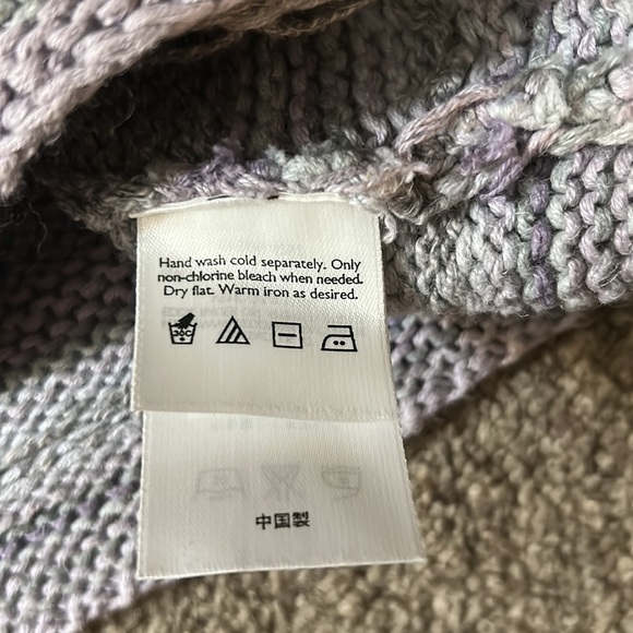 Vintage Eddie Bauer legend for four generations sweater - Picture 10 of 11